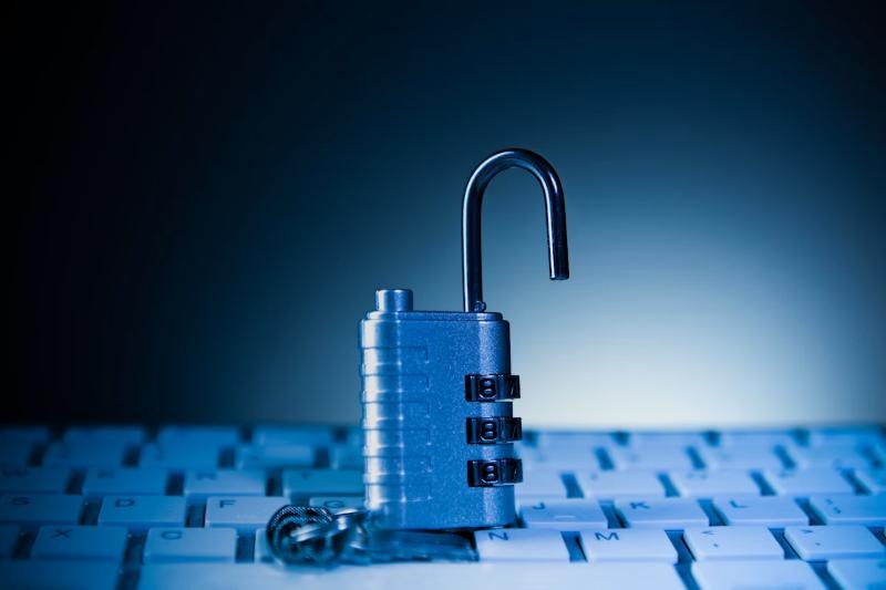 How to Protect Yourself From Financial Fraud and Identity Theft